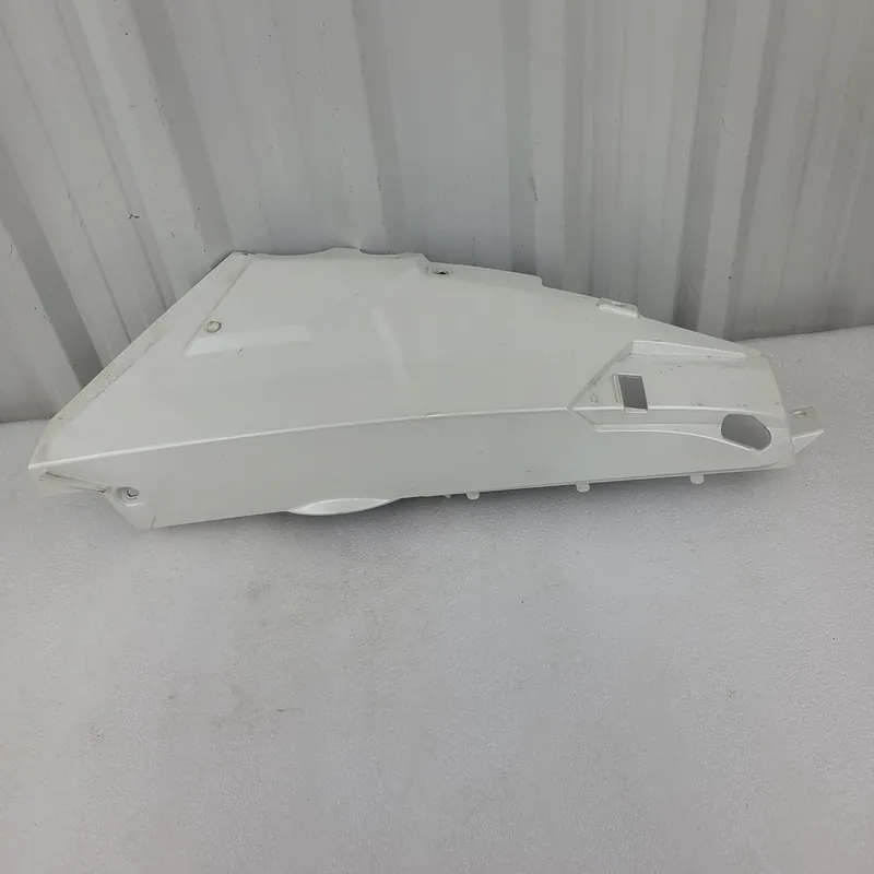 (new ref. 708200680) rh vegas white vent front panel Seulement Aujourd’hui